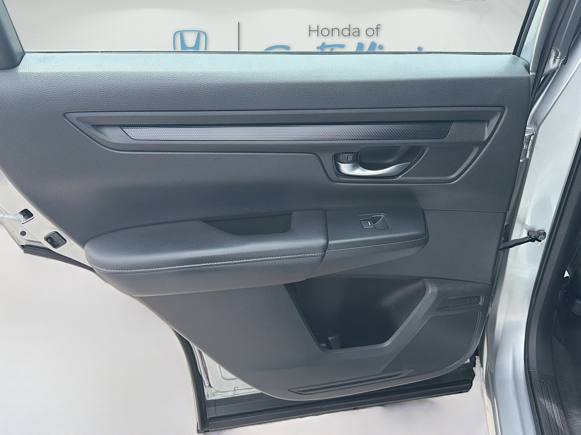 2024 Honda CR-V LX - Photo 25