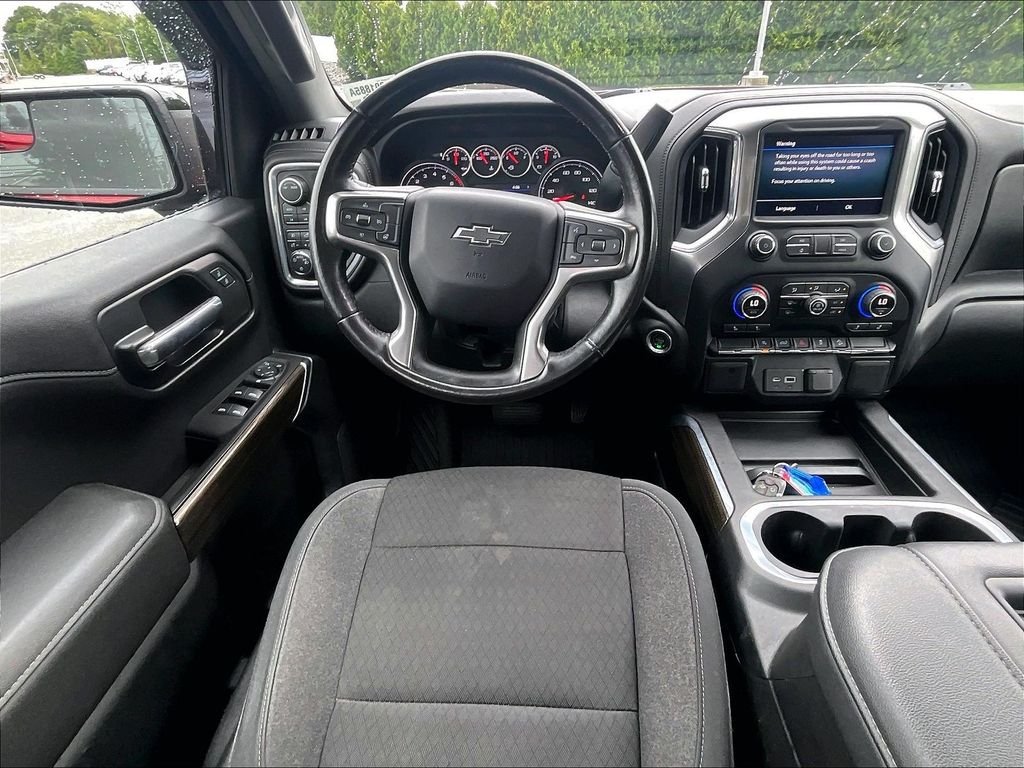 Used 2021 Red Chevrolet LT Trail Boss image 17