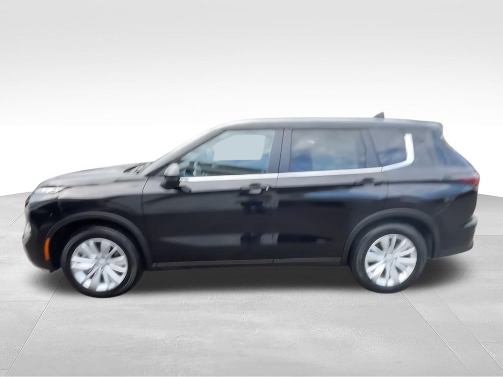 2026 Mitsubishi Outlander ES - Photo 5
