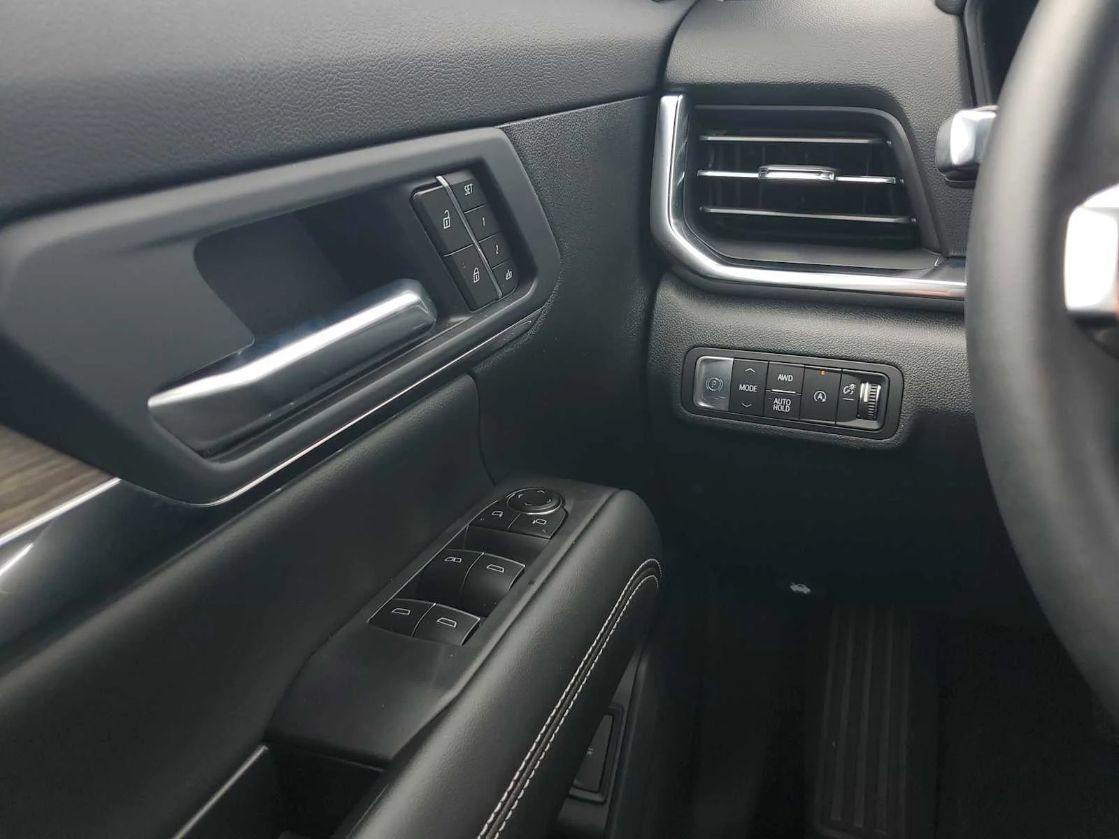 New 2026 Glacier White Tricoat GMC Denali image 20