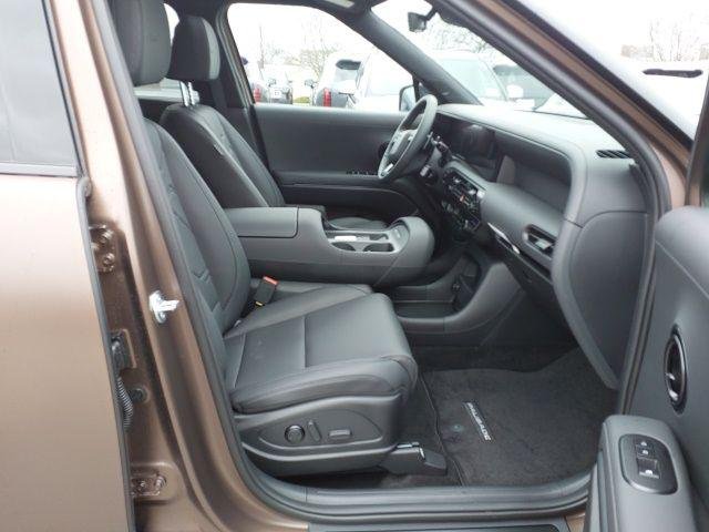 New 2026 Earthy Brass Matte Hyundai XRT Pro image 15