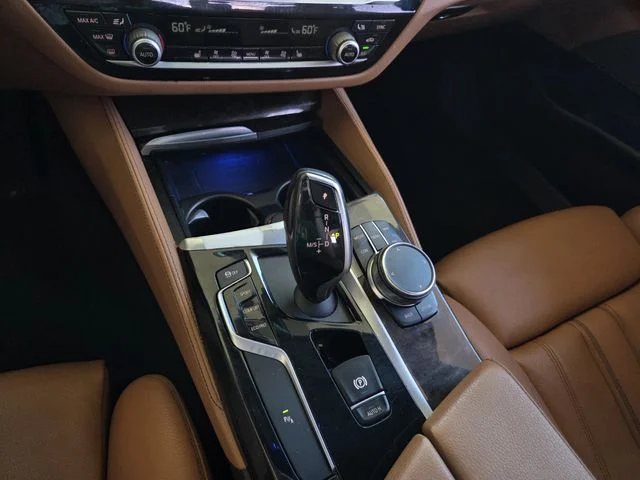 Used 2019 Mineral White Metallic BMW 540i image 11