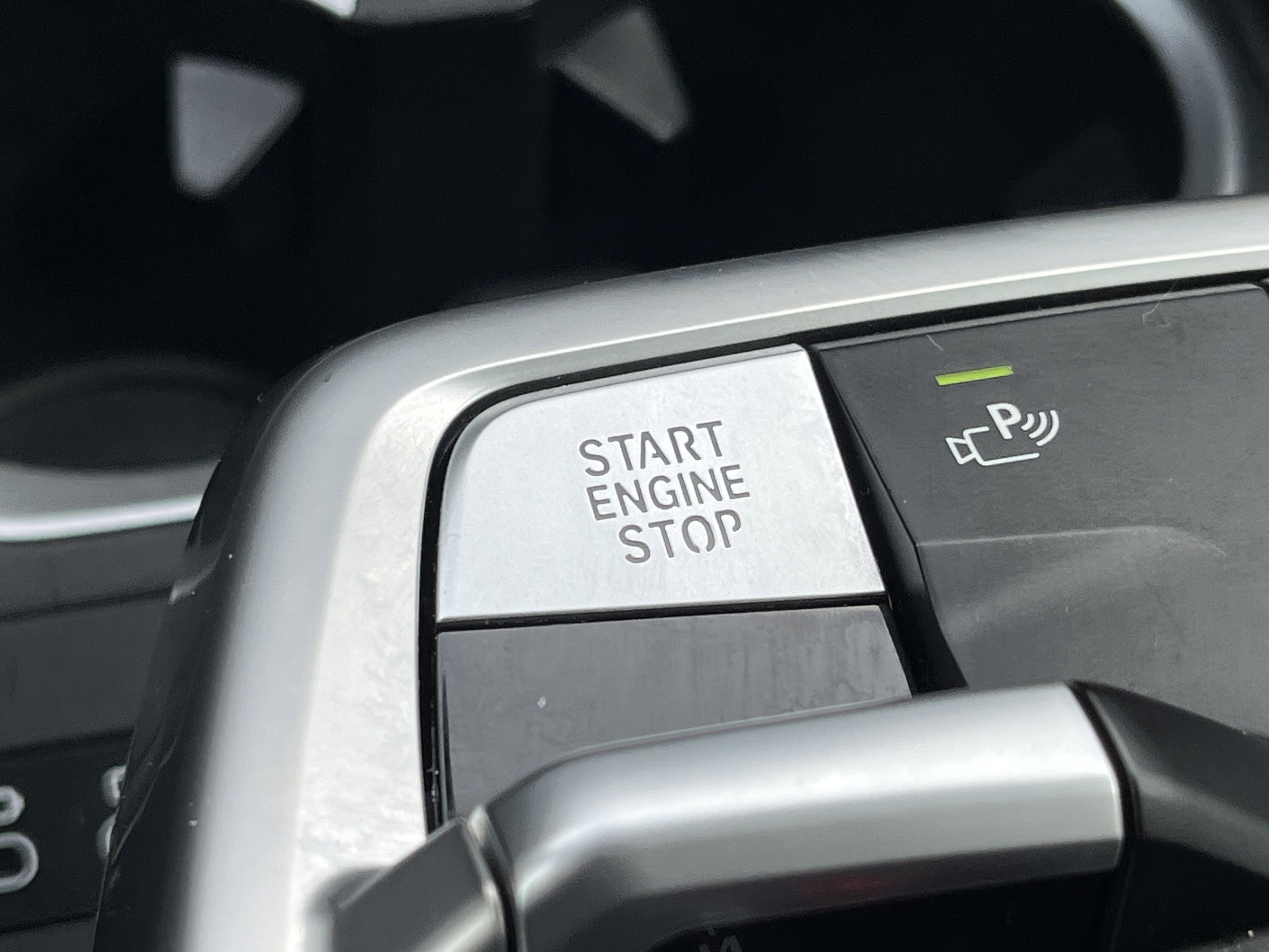 2025 BMW X1 28i - Photo 10