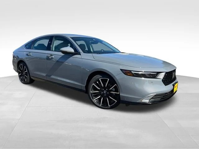 New 2026 Honda Accord Hybrid Touring 1-Speed CVT w/OD 4dr Car 2WD Gas/Electric I-4 2.0 L/122