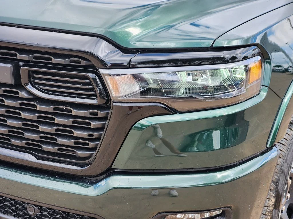 New 2026 Serrano-Green Metallic Exterior Paint RAM Big Horn/Lone Star image 5