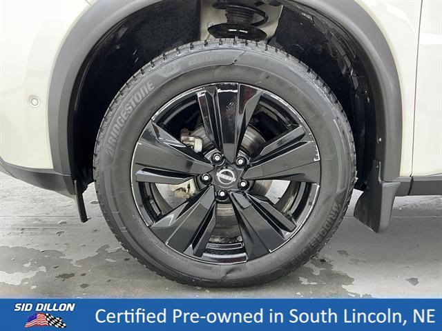 Certified Used 2023 Pearl White Tricoat Nissan SL image 18