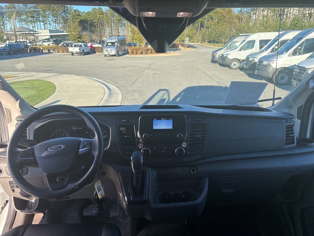 Used 2023 Oxford White Ford Base image 34