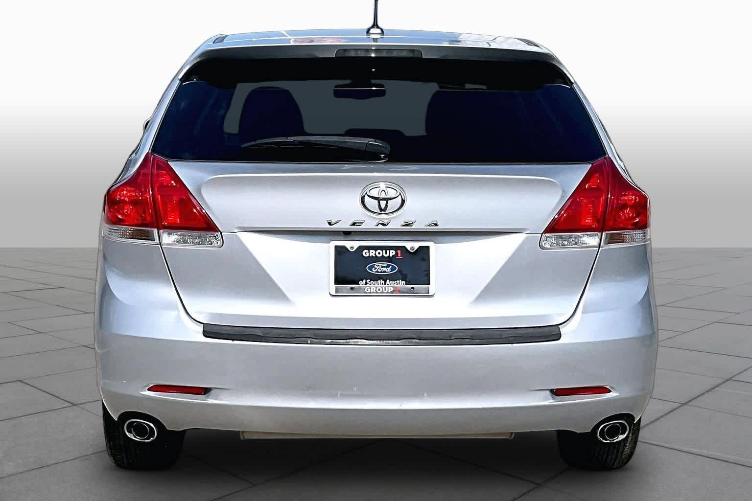 Pre-Owned 2011 Toyota Venza