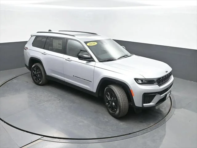 New 2026 Silver Zynith Exterior Paint Jeep Laredo image 37