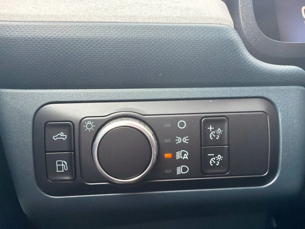 New 2026 Azure Gray Metallic Tri-Coat Ford XLT image 21