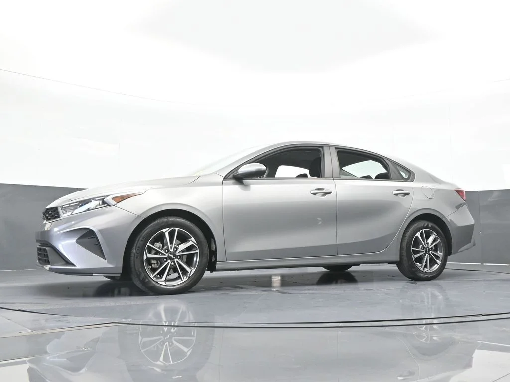 Used 2022 Steel Gray Kia LXS image 48
