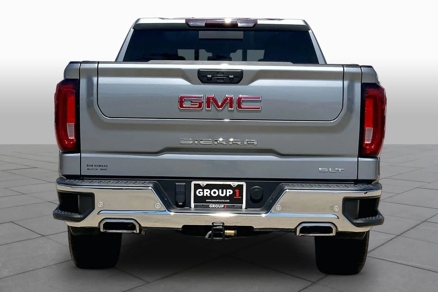 Used 2024 Sterling Metallic GMC SLT image 5