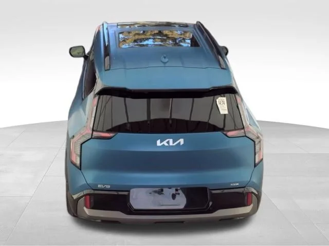 Used 2024 Blue Kia GT-Line image 6