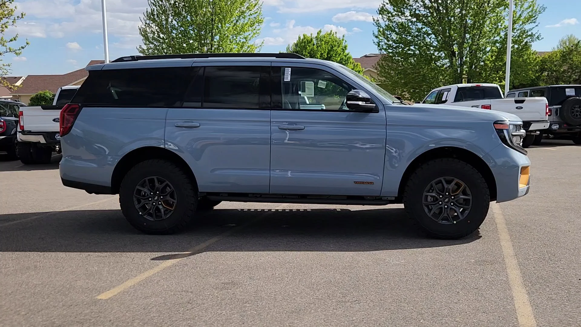 New 2026 Glacier Gray Metallic Tri-Coat Ford Tremor image 10