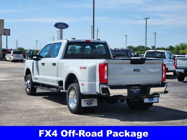 New 2026 Avalanche Ford F-350® XL image 4