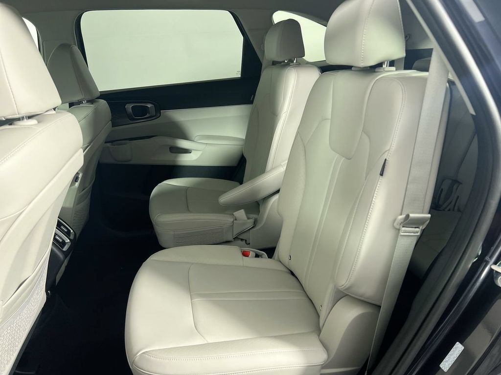 2026 Kia Sorento EX - Photo 26