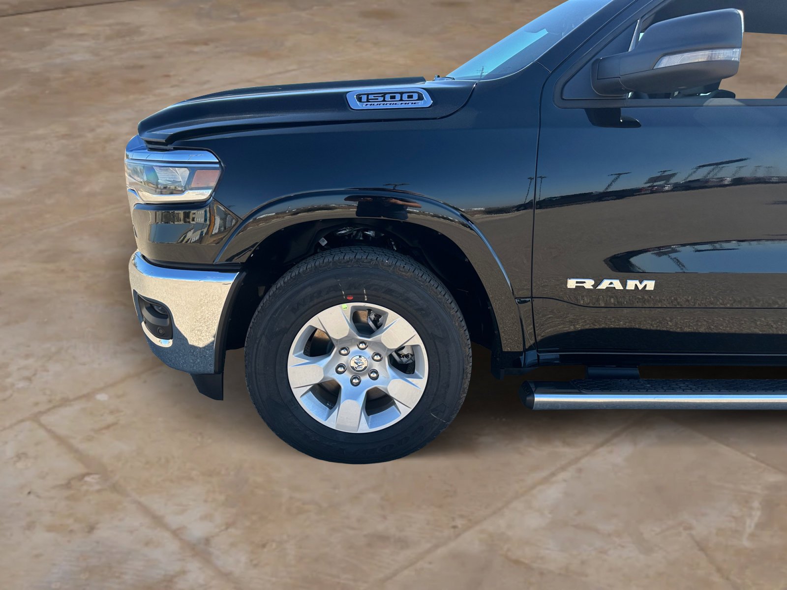 New 2026 Diamond Black Crystal Pearl-Coat Exterior Paint RAM Lone Star image 31