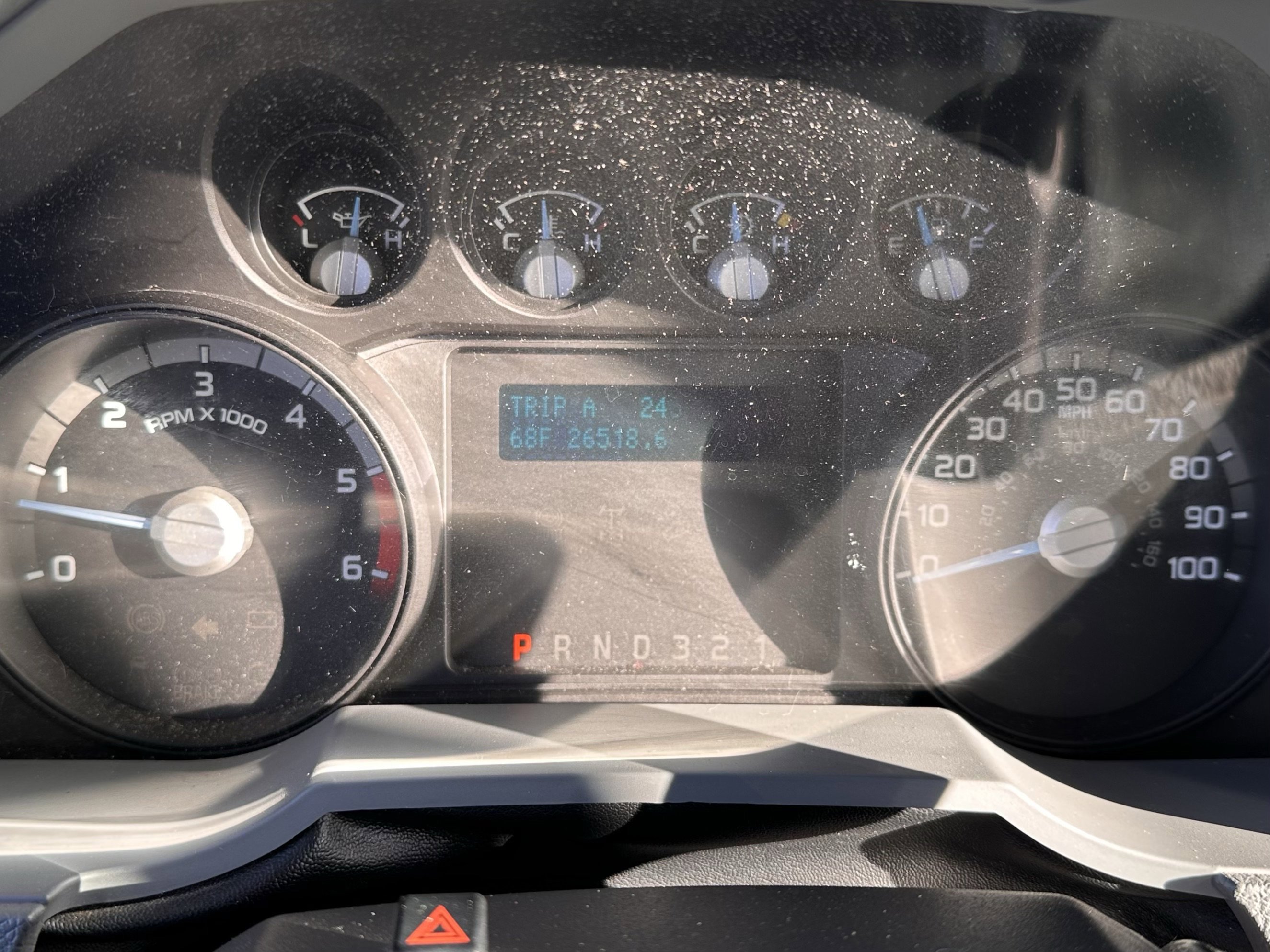 2012 Ford F-550 - Photo 15