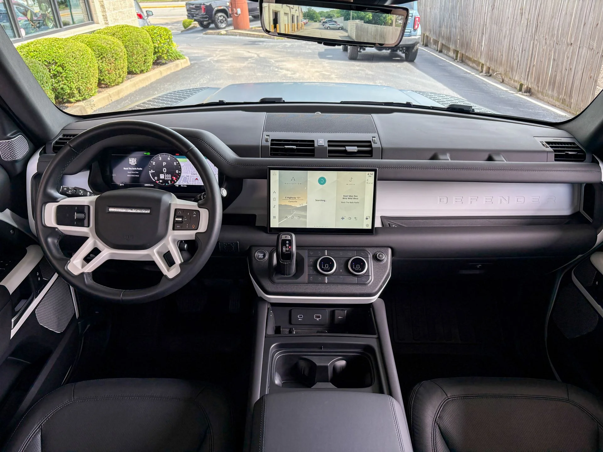 Used 2024 Gray Land Rover P300S image 2