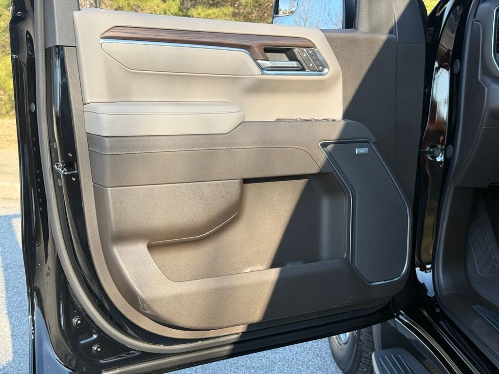 2026 GMC Sierra 1500 SLT - Photo 18