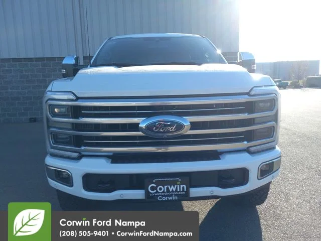 New 2026 Star White Metallic Tri-Coat Ford Platinum image 8