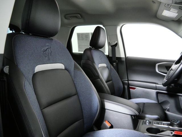 Used 2025 Gray Ford Outer Banks image 9