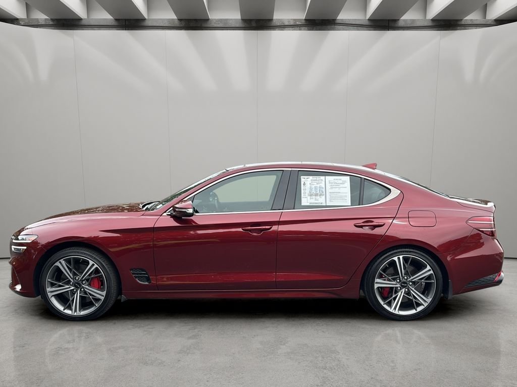 Certified Used 2025 Cavendish Red Genesis 2.5T image 2