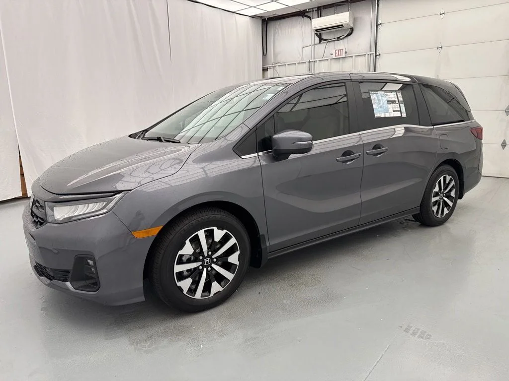 New 2026 Modern Steel Metallic Honda EX-L image 3