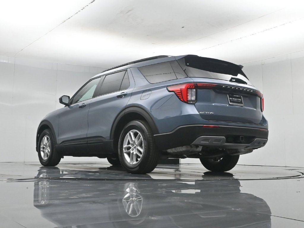 New 2026 Vapor Blue Metallic Ford Active image 47