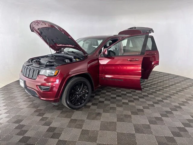 Used 2021 Red Jeep Laredo X image 15