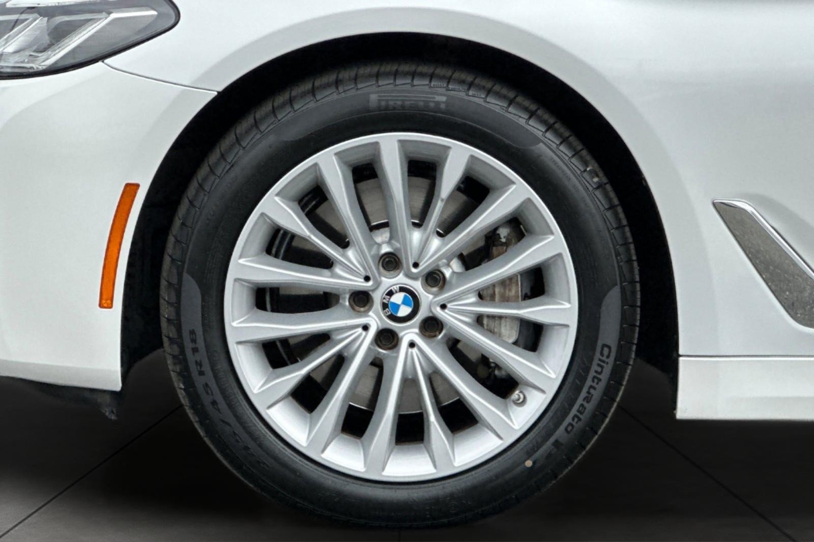 Used 2023 Mineral White Metallic BMW 530i image 25