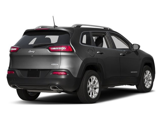Used 2016 Jeep Cherokee Latitude with VIN 1C4PJMCB8GW290009 for sale in Bloomington, MN