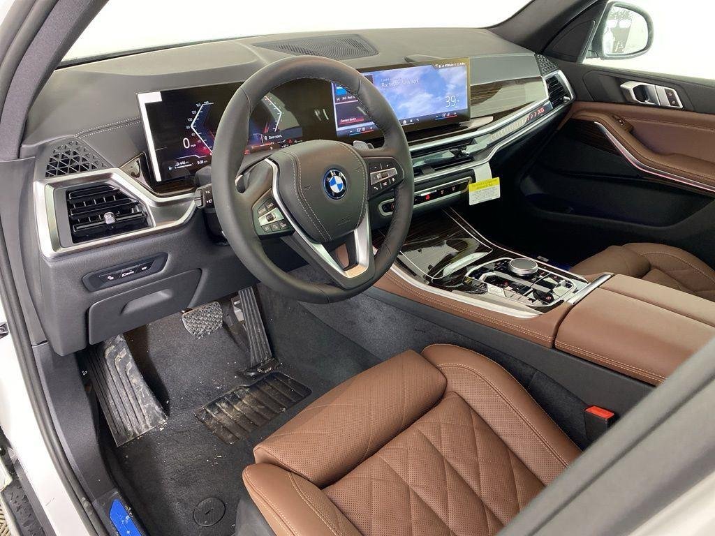 2026 BMW X5 50e - Photo 7