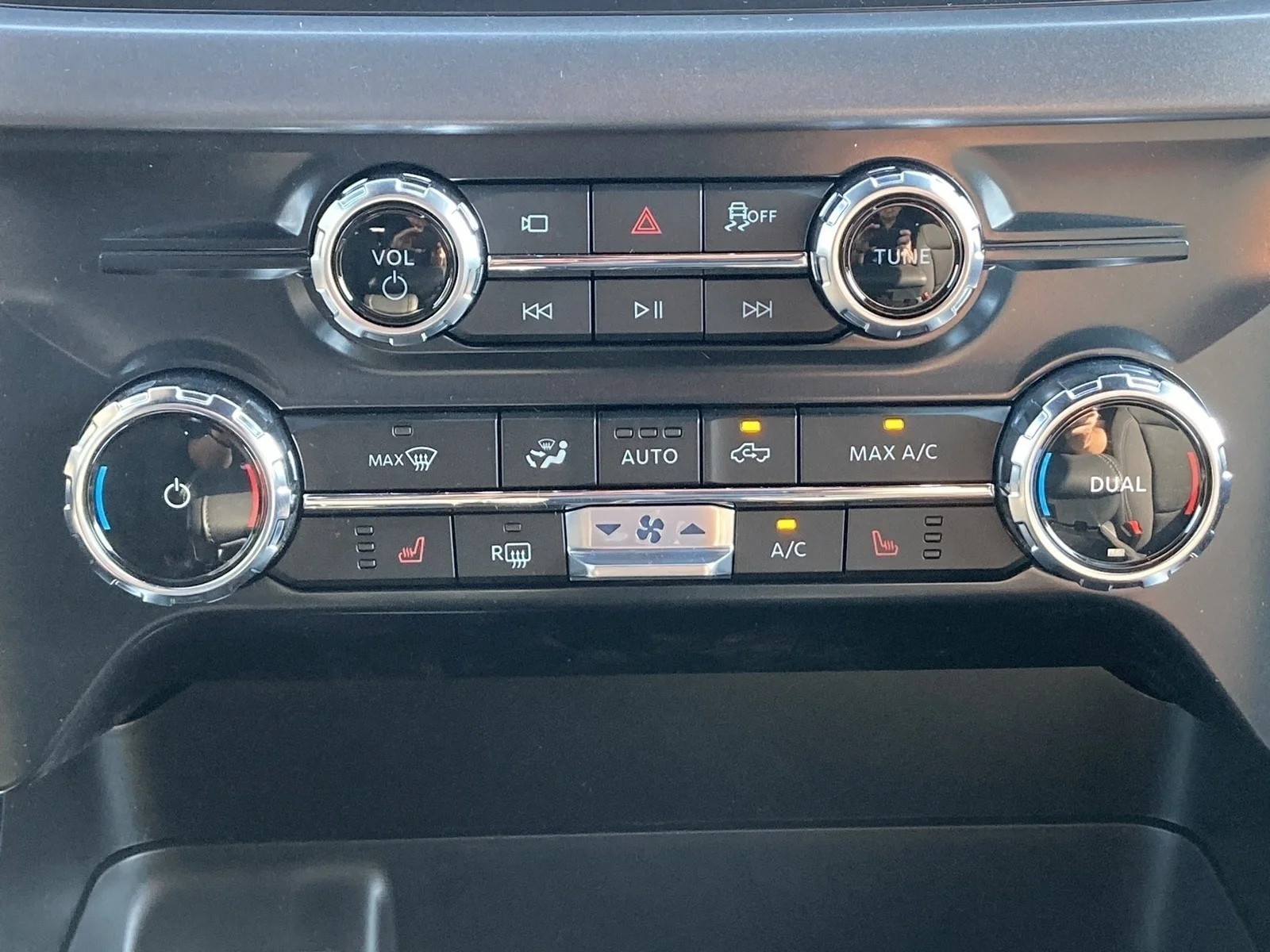 New 2026 Oxford White Ford XLT image 21