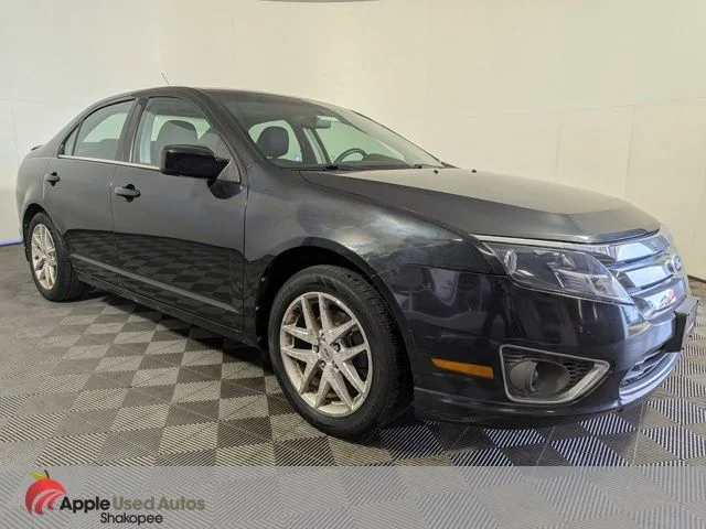 Used 2010 Black Ford SEL image 1