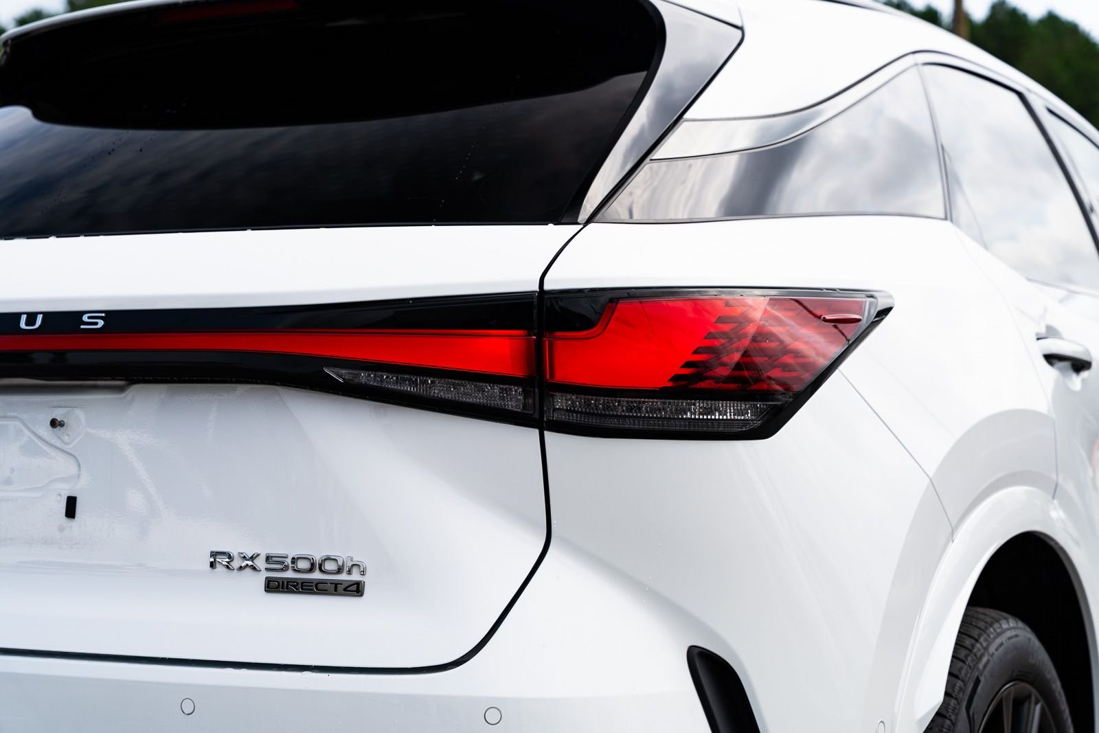 Certified Used 2023 White Lexus 500h F SPORT Performance image 15