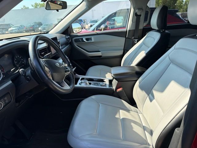 Used 2021 Red Ford XLT image 4