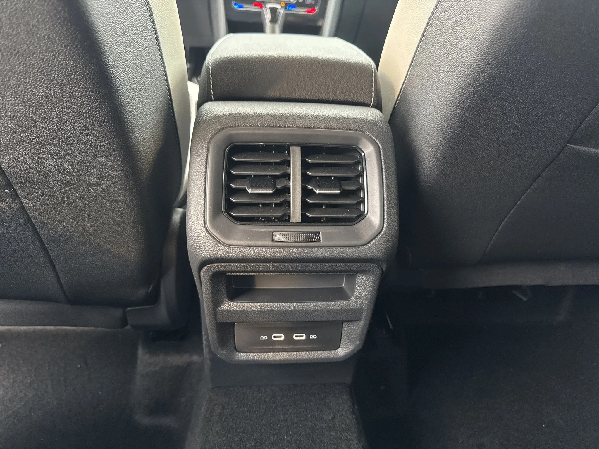New 2026 Monument Gray Volkswagen SE image 31