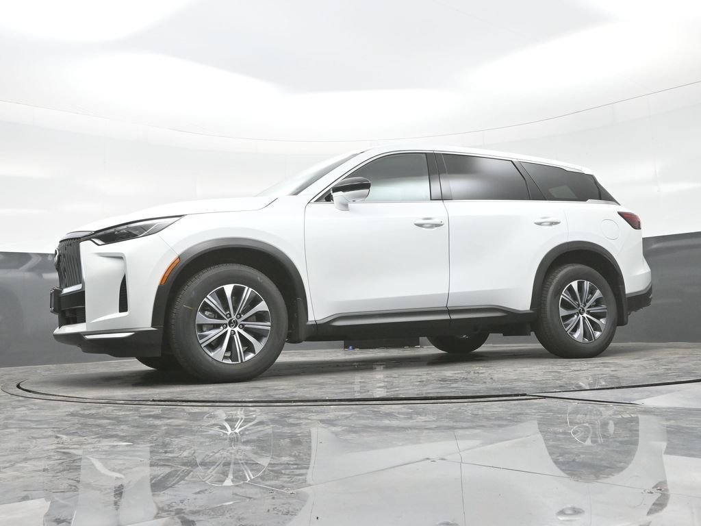 New 2027 RADIANT WHITE INFINITI Pure AWD image 34