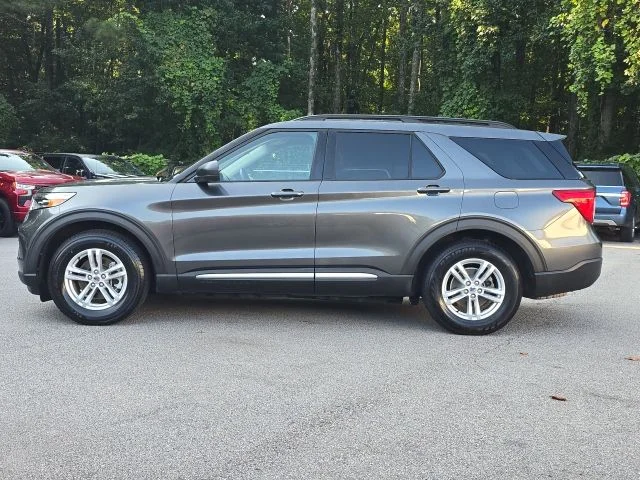 Used 2020 Gray Ford XLT image 3