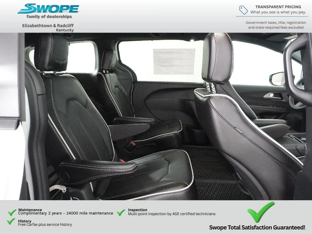 New 2027 Bright White Clear-Coat Exterior Paint Chrysler Limited image 24