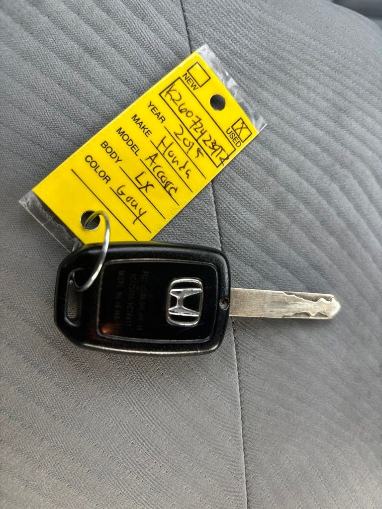 Used 2015 Silver Honda LX image 28
