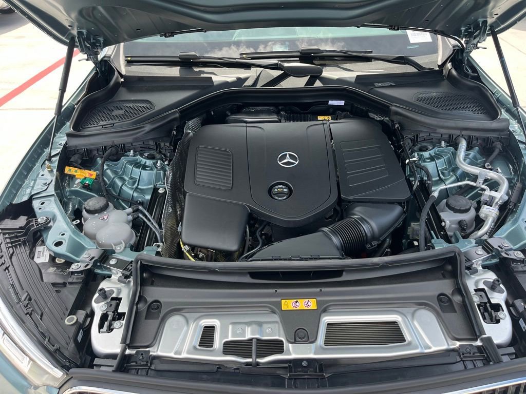 2025 Mercedes-Benz GLC Base - Photo 54