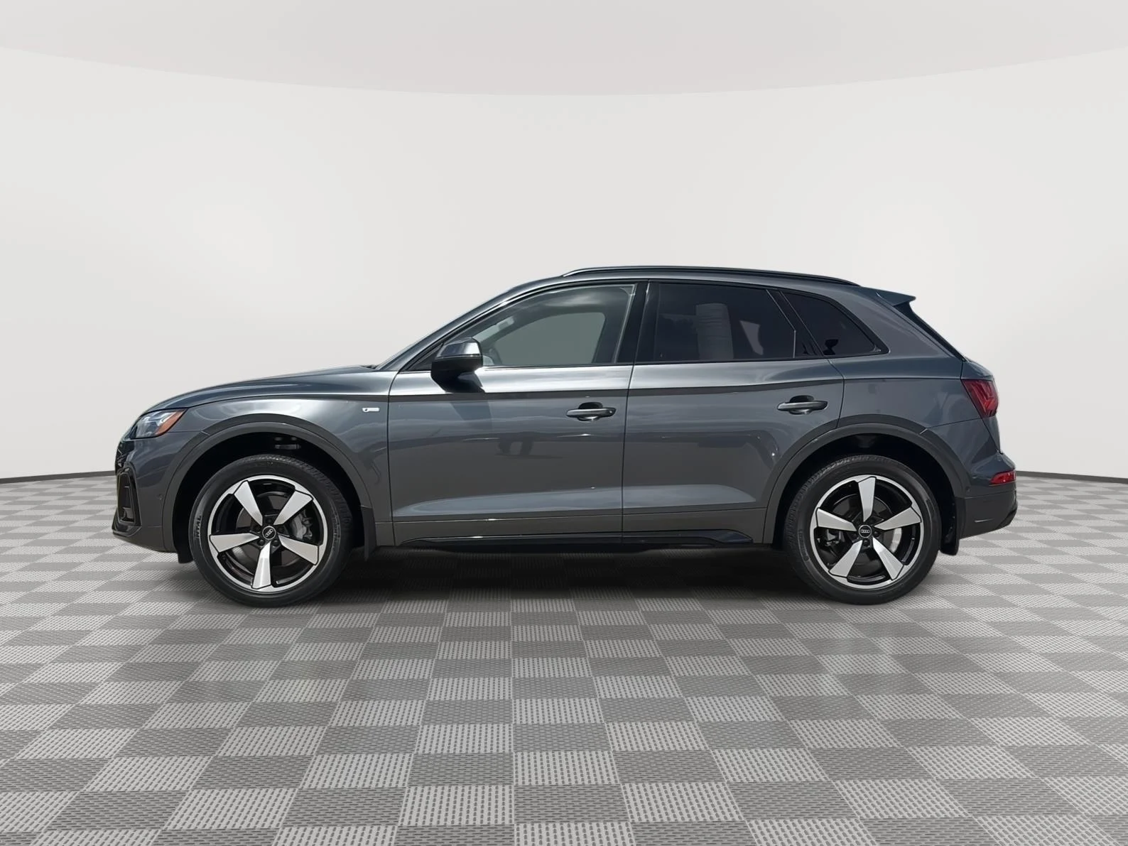 Used 2023 Daytona Gray Pearl Effect Audi S line Prestige image 3