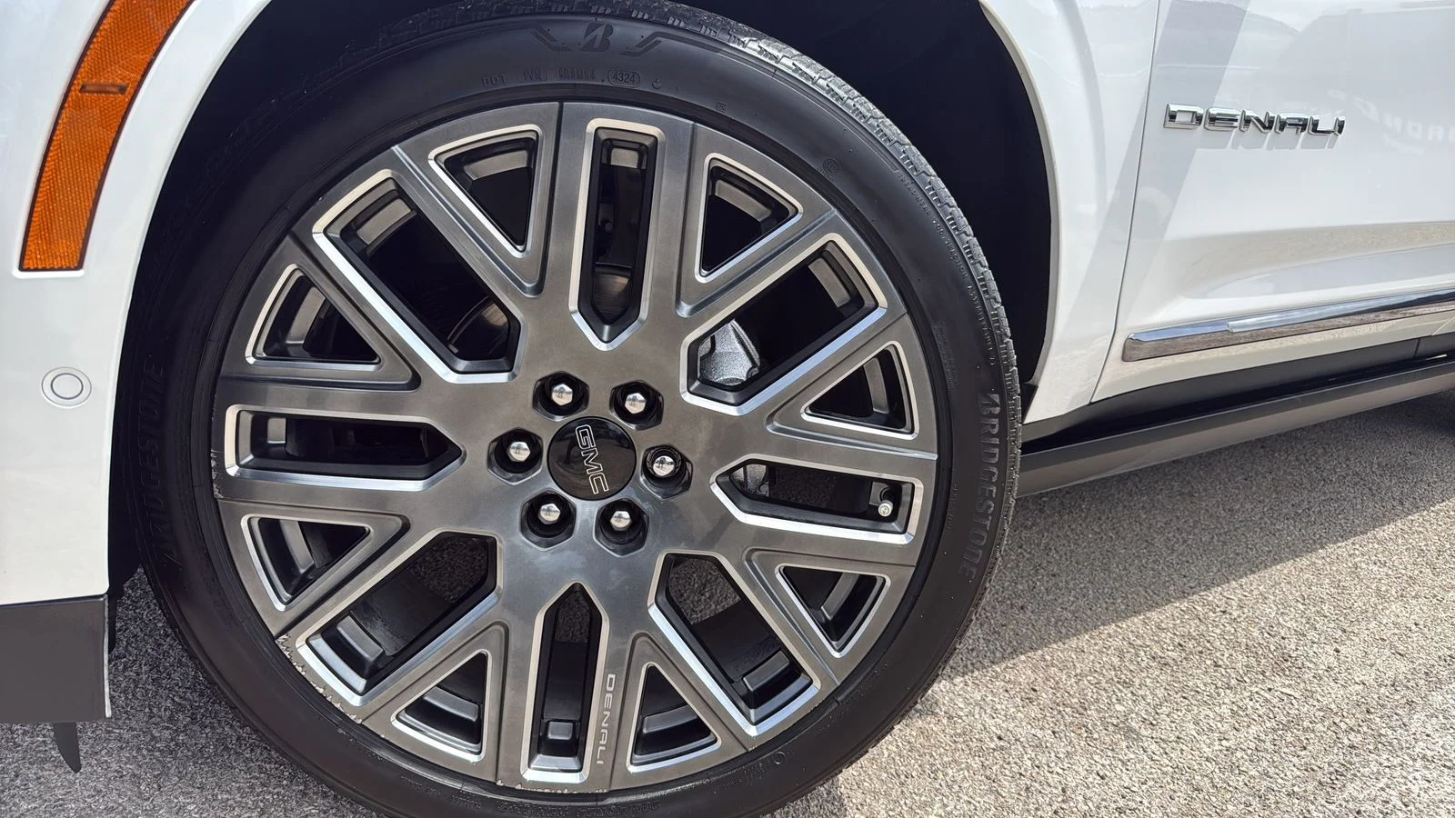 Certified Used 2025 White GMC Denali Ultimate image 30
