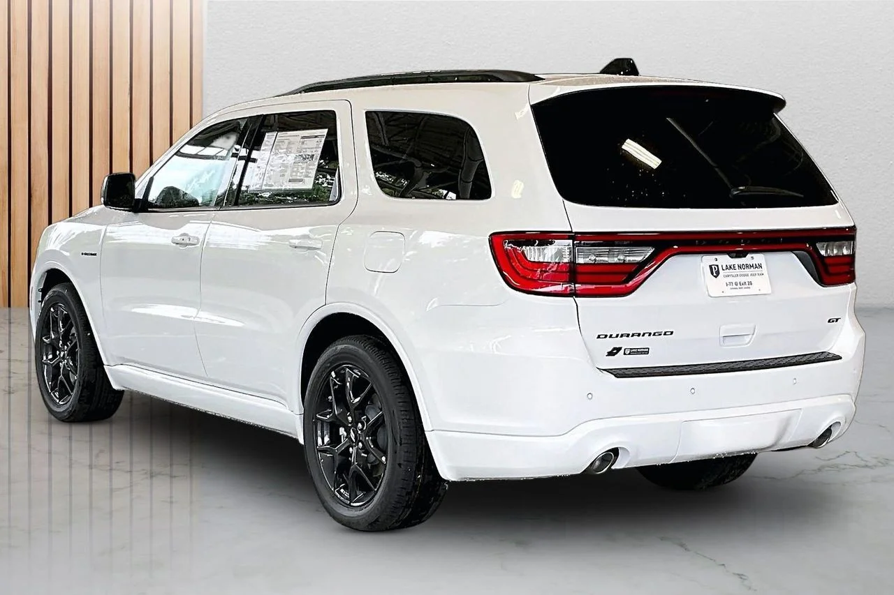 New 2026 White Knuckle Clearcoat Dodge GT Plus HEMI V8 image 6