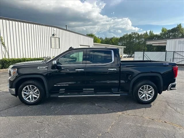 Used 2019 Black GMC SLT image 7