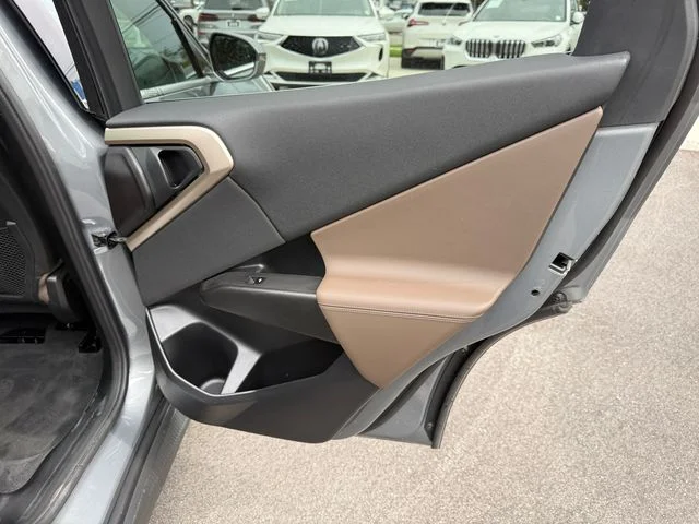 Used 2025 Skyscraper Grey Metallic BMW 30 xDrive image 29