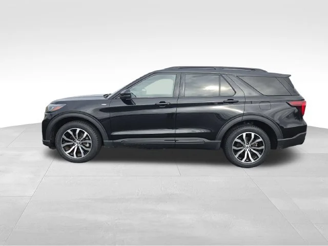 Used 2025 Black Ford ST-Line image 2