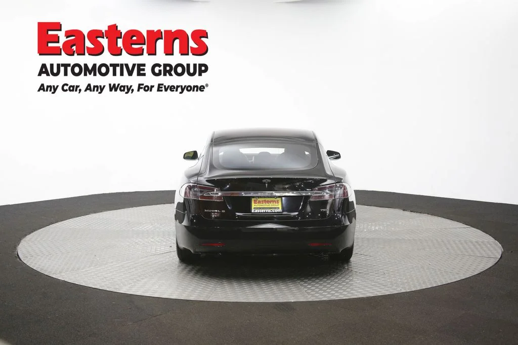 Used 2018 Black Tesla 75D image 32